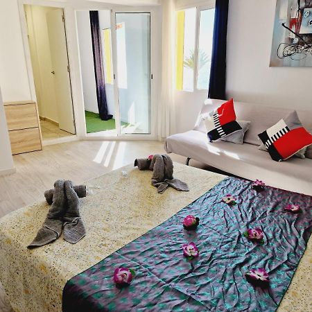 Daniel Beachfront, 2 Rooms Wifi Free Playa de las Américas Dış mekan fotoğraf