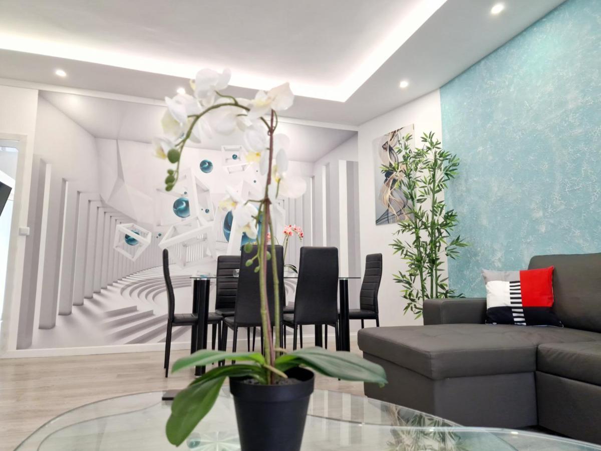 Daniel Beachfront, 2 Rooms Wifi Free Playa de las Américas Dış mekan fotoğraf