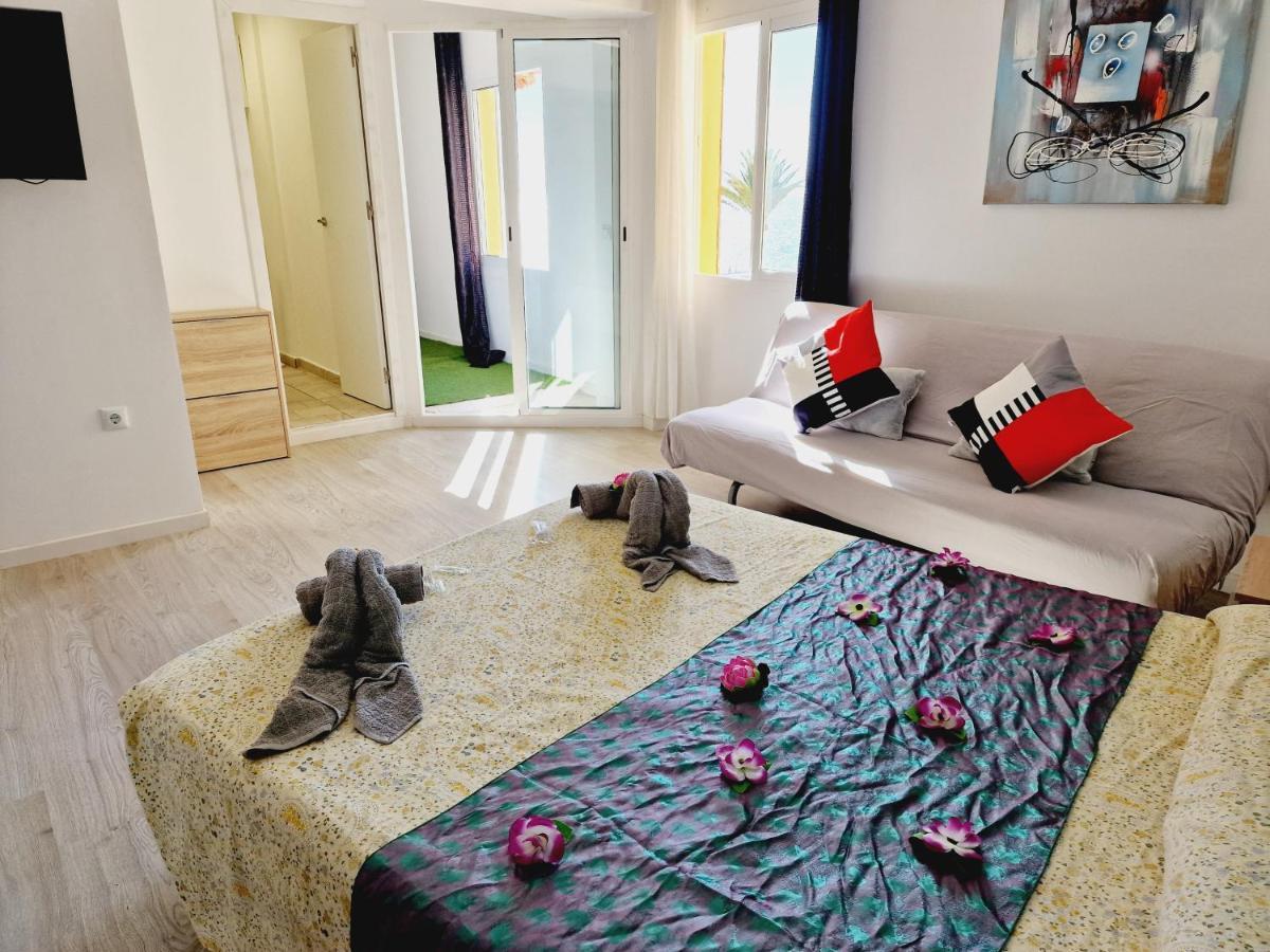 Daniel Beachfront, 2 Rooms Wifi Free Playa de las Américas Dış mekan fotoğraf